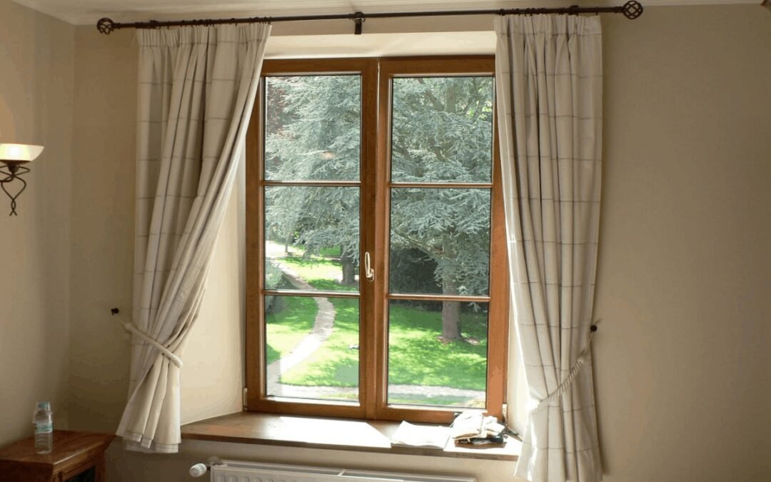 What Are Some Benefits and Drawbacks of Casement Windows?